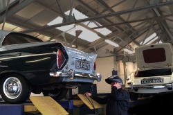 Oakwell Garages - Interior Thumbnail